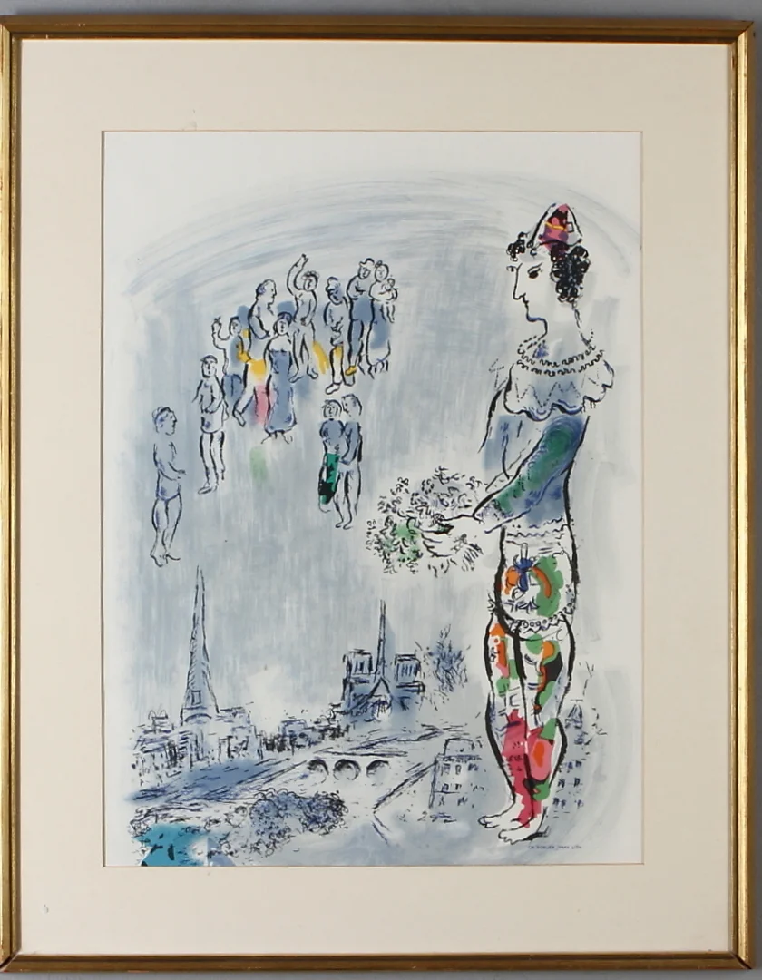MARC CHAGALL. Utställningsaffisch, "Le magicien de Paris", litografiskt tryck, Ch. Sorlier, trykt hos Mourlot. — Engravings & Prints — Auktionshuset Kolonn
