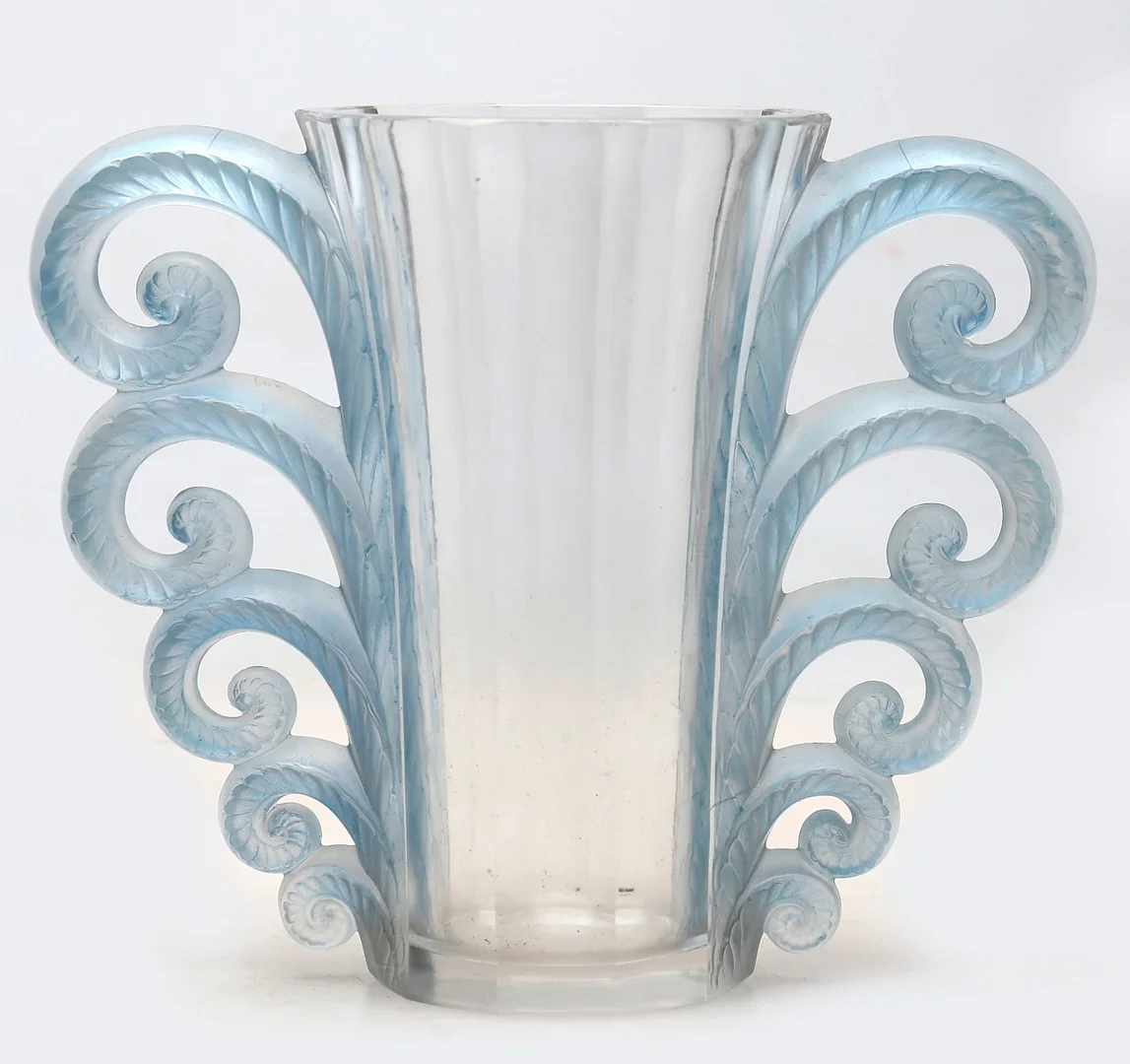 RENÉ LALIQUE. “Beauvais” vase. — Art glass — Balclis