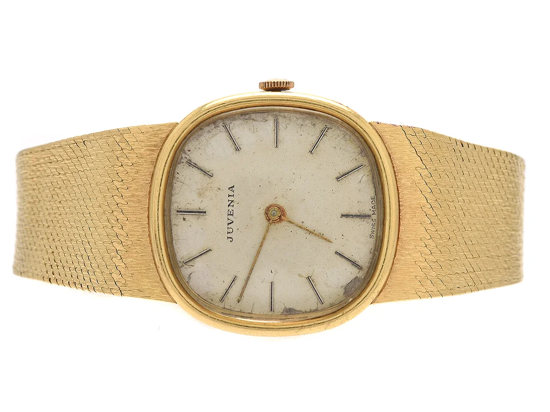 Juvenia 18K manuell, går ej, skadad urtavla, S/n: 1031383, 30mm, med skadad länk i 18K Bruttovikt 69,9g — Klockor/Juvenia — Kaplans