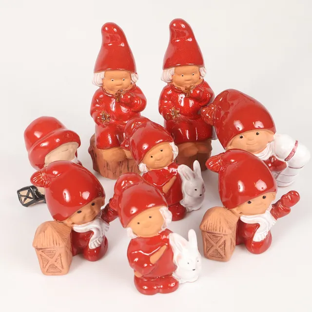 EWA JARENSKOG. Figuriner, 7 stycken, tomtar, keramik, Jie.