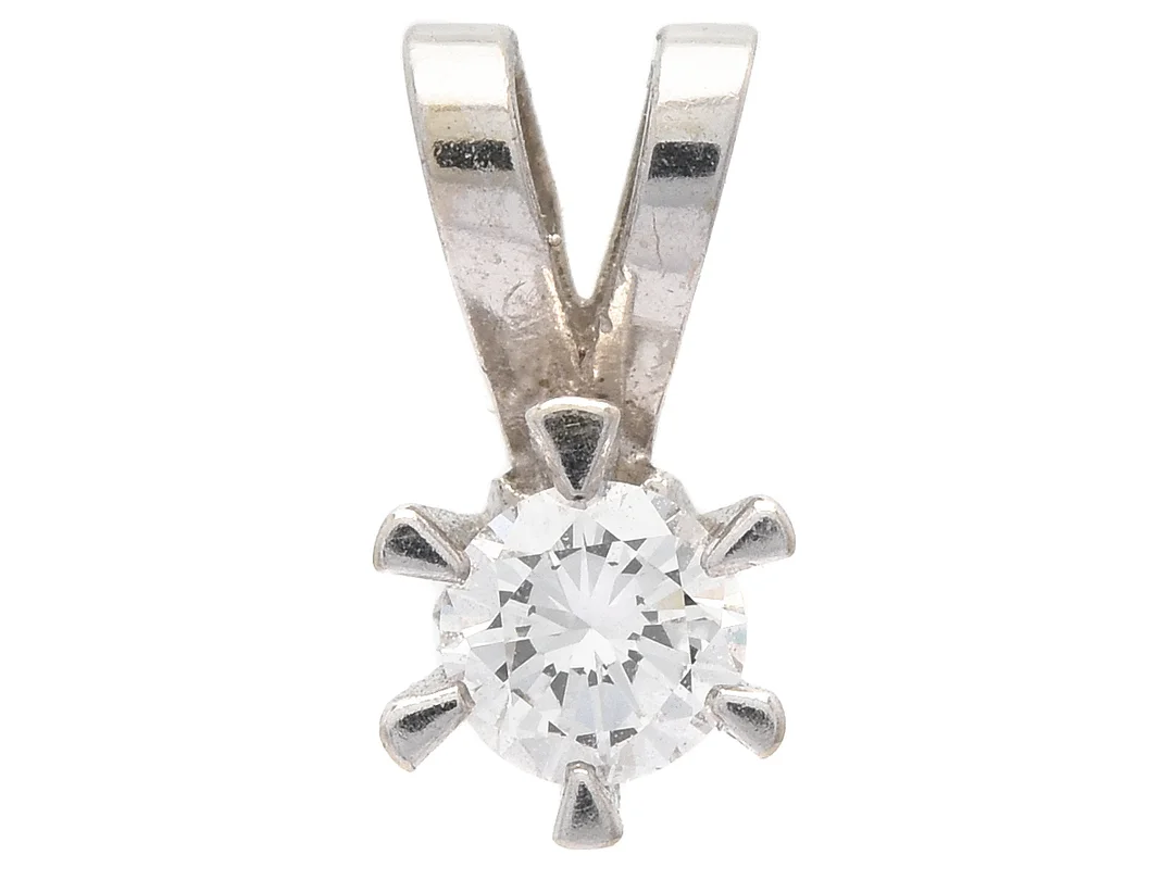 STRÖMDAHL, enstenshänge, 18K vitguld, briljantslipad diamant ca 0,19 ct, ca TW(G)/VS, vikt 0,5 g. — Smycken/Hänge — Kaplans