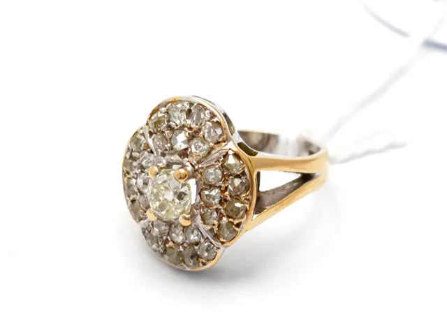 Ring 18K 3,8g Ø13½ rosenstenar och diamanter med äldre slipning