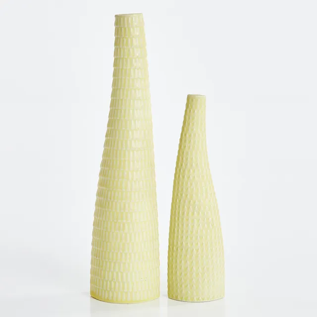 STIG LINDBERG. Vaser, 2 stycken, "Reptil", Gustavsbergs studio 1953-1963, stengods med glasyr i gult.