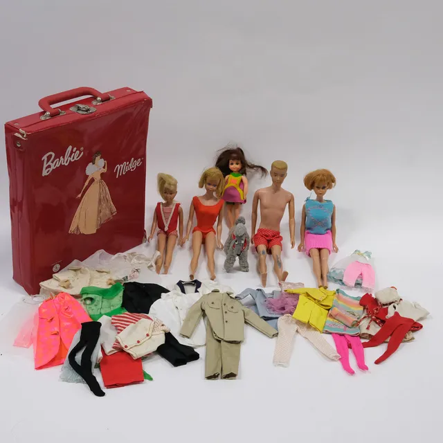 MATTEL, RESERVDELAR, KLÄDER OCH TILLBEHÖR TILL BARBIE, KEN SKIPPER OCH TUTTI MED MERA.