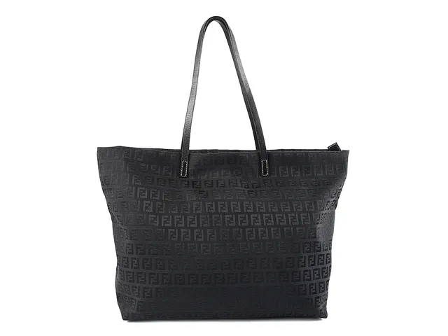 VÄSKA, FENDI, Tote, monogram, svart tyg, axelband i läder, 32x28x12cm, dustbag.