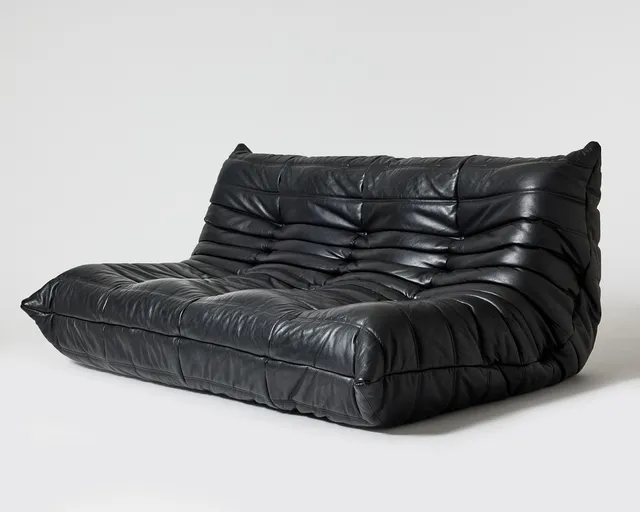 MICHEL DUCAROY. "Togo", soffgrupp, tre delar, Ligne Roset, Frankrike, modell formgiven 1973, klädsel i svart kalvskinn.