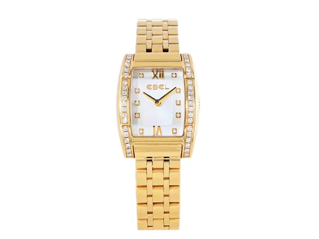 EBEL, Tarawa, Cal 656, Boett nr. A000634-3/8656J18-10, damur, 23 x 23 (30) mm, 18K guld, quartz, safirglas, pärlemorurtavla med diamanter (10 st. 8/8), skadad urtavla (spricka), briljantkrans (40 st. TW/IF-VVS, ca 0,44 ctv), originallänk, viklås, längd 175 mm, totalvikt 84,91 gram, ca 2004, box, ytterkartong.