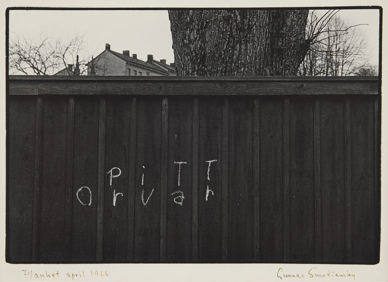 GUNNAR SMOLIANSKY. "Planket april 1966". — Photography — Stockholms Auktionsverk Fine Art