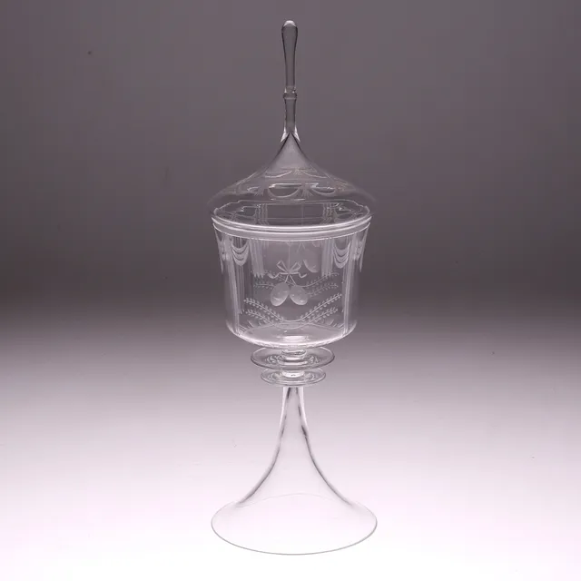 EWALD DAHLSKOG. Lockpokal, glas, ''Thespis'', Kosta, 1926-29.