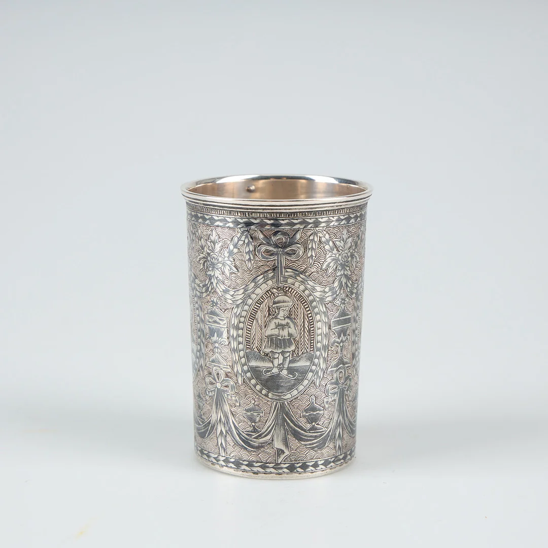 BÄGARE, silver, niello, Moskva 1795. — Silver — Stockholms Auktionsverk Helsinki