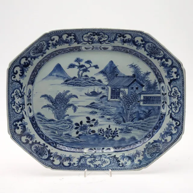 STEKFAT/UPPLÄGGNINGSFAT, Kina, Qingdynastin, Qianlong (1736-1795).