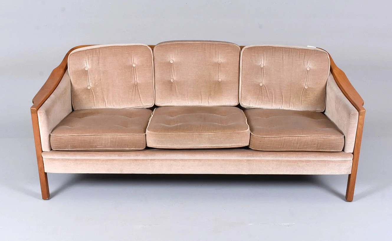 BERTIL FRIDHAGEN. soffa, körsbär,"Aristokrat", Bröderna Andersson Ekenässjön, 1900-talets mitt. — Sofas & Seatings — Halmstads Auktionskammare