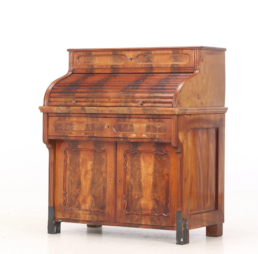 American desk / chatol. Around 1900 — Furniture/Cabinets, chests of drawers — Lauritz