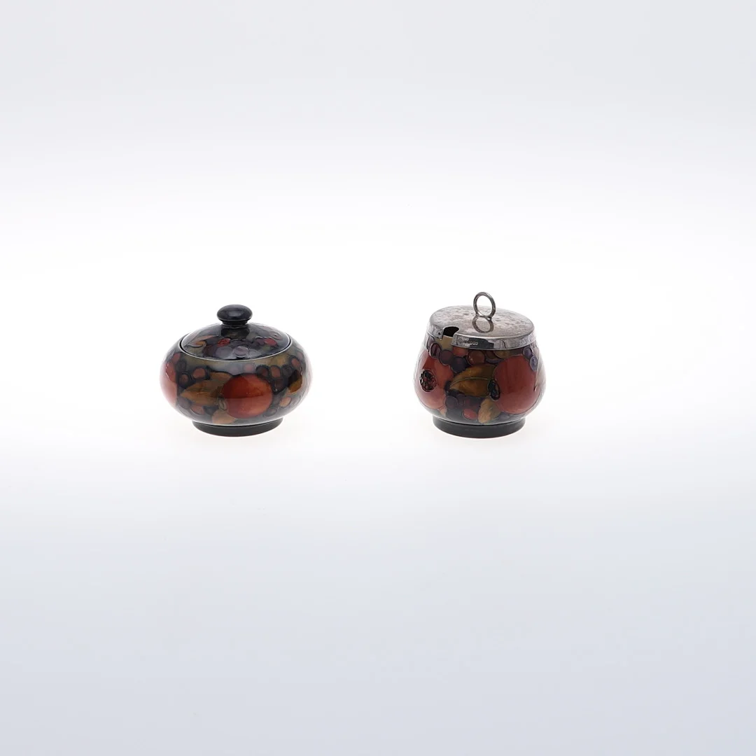 ANTIQUE MOORCROFT LIDDED PRESERVE POT & LIDDED POT. — European — Lawrences Auctioneers