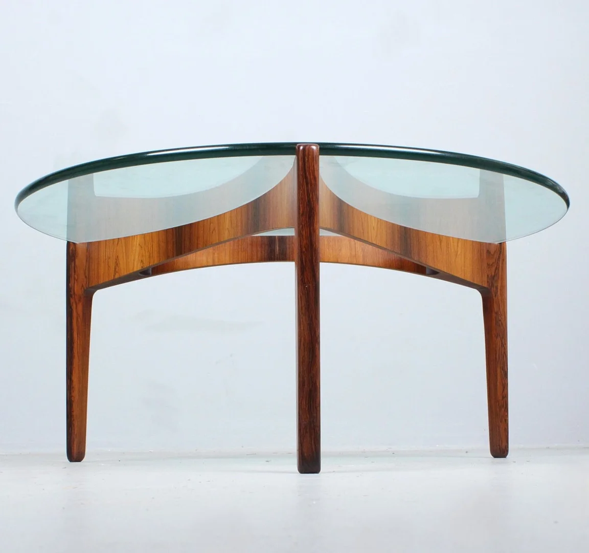 SVEN ELLEKAER. Couchtisch / Coffeetable für C. Linneberg, Dänemark, 1960er Jahre. — Tables — Stockholms Auktionsverk Düsseldorf/Neuss