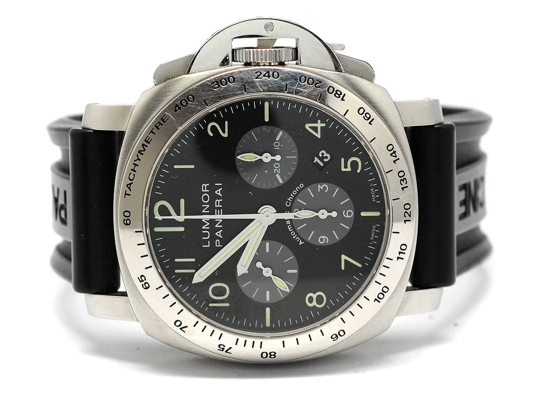 PANERAI, Luminor, Automatic Chrono, "Tachymetre", Cal OP XII (ETA 7753), Verk nr. 382694, Serie nr. F0125/1500, Ref nr. PAM 162, Boett nr. OP 6595/PB 510352, kronograf, herrur, 44 mm, stål, automatisk, safirglas, datum, ställpinne, gummiband, läderband, viklås, fabriksservad juli 2009, chronometercert april 2002, cert, december 2003, numrerad Montegrappa penna, box, ytterkartong. — Klockor/Panerai — Kaplans