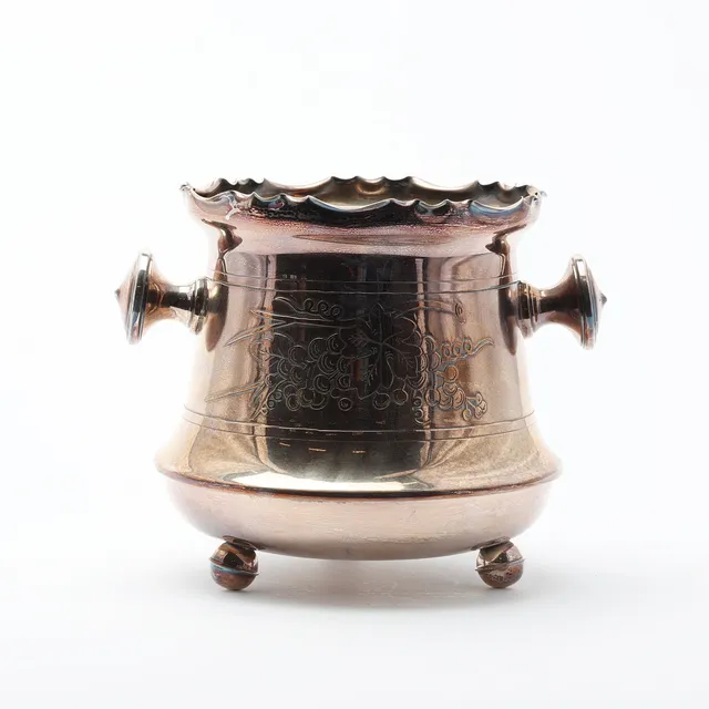 VINKYLARE, nysilver, omkring år 1900.