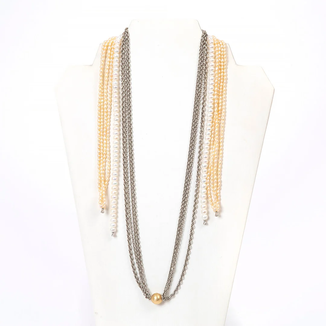 OLE LYNGGAARD, lås, 18k guld samt 3 collier av silver respektive pärlor. — Necklace — Stockholms Auktionsverk Göteborg