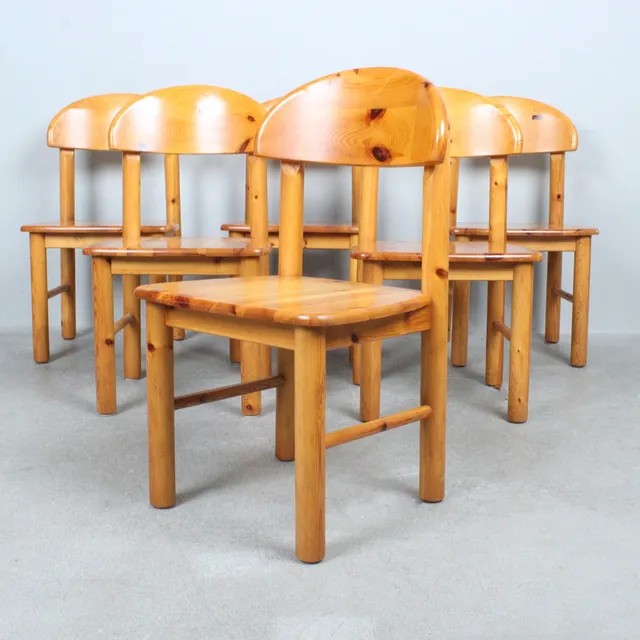 RAINER DAUMILLER. IM STIL VON. Sechs Esszimmerstühle, Kiefernholz, Denmark, 1970er.