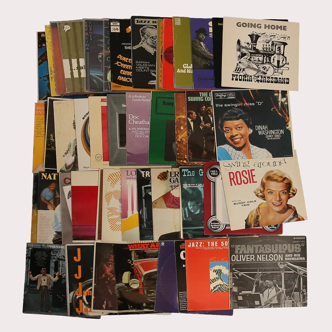 PARTI VINYL/LP skivor, jazz bla Antonio Carlos Jobim, Louis Armstrong, Supersac, Lester Young mfl, tot ca 50 st. — Audio, Vinyl & Hi-Fi — Limhamns Auktionsbyrå