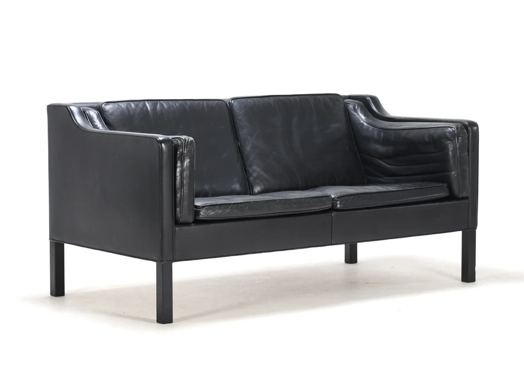 Børge Mogensen (1914-72) for Fredericia Stolefabrik: 2-seater sofa, model 2212 — Furniture/Lounge suites, sofas — Lauritz