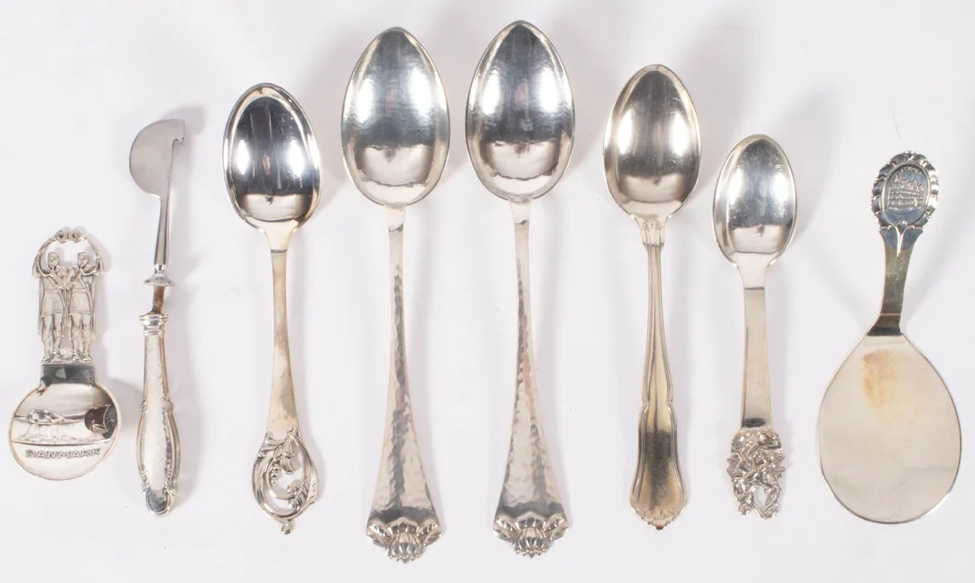 Silverware collection (8) — Silver, bronze, copper and pewter/Silver flatware — Lauritz
