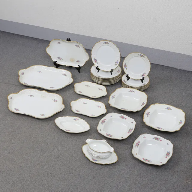 MATSERVIS, ROSENTHAL, 26 DELAR.
