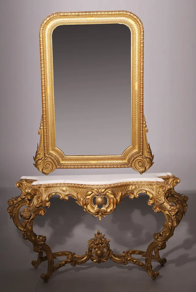 CÓNSOLA CON ESPEJO NAPOLEÓN III EN MADERA DORADA AL ORO FINO.