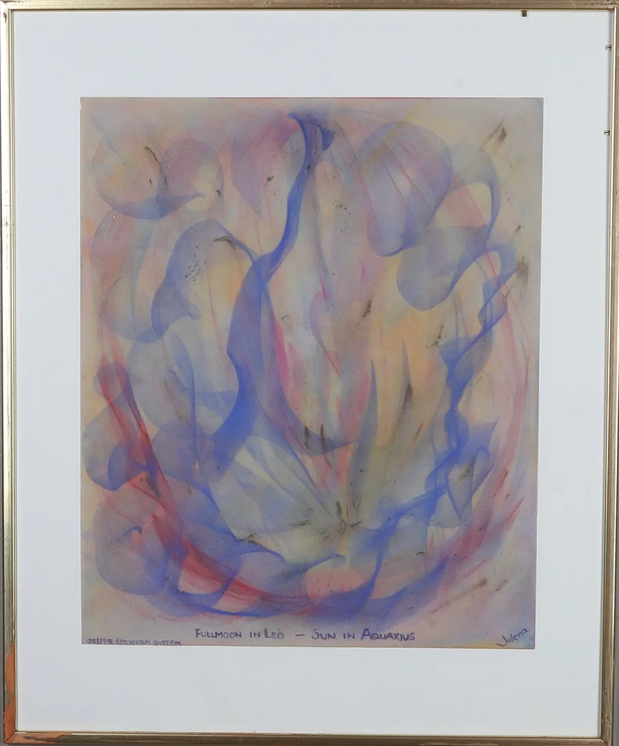 OIDENTIFIERAD KONSTNÄR, Blandteknik på papper, " Fullmoon in Leo-Sun in Aquarius", abstarkt komposition, signerad Jelena, daterad. — Paintings — Gomér & Andersson Norrköping