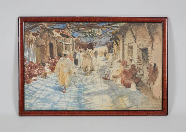 HUGO BACKMANSSON. Gatuliv i Marrakesh, signerad samt daterad Marrakesh 1920, blandteknik med akvarell och krita.