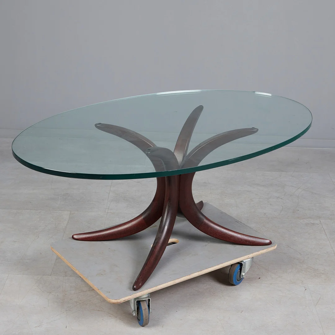 Alma, Beistelltisch / Coffee Table, Glas, Holz, 1960er Jahre, Deutschland. — Tables — Stockholms Auktionsverk Köln
