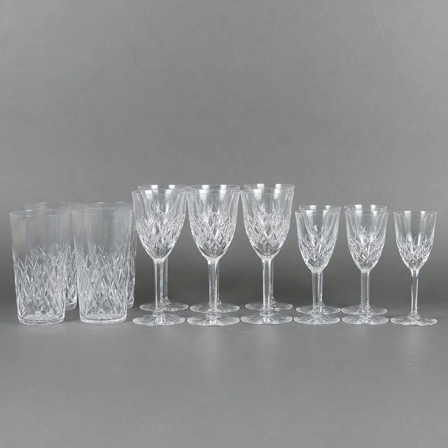 SERVISGLAS 15 stycken, rutslipad kristall.