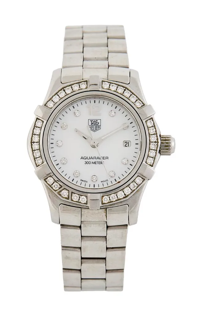 Aquaracer 300 of steel with mother-of-pearl dial and diamond-set bezel, ref. WAF1416.BA0824. Quartz movement with date indication. TAG Heuer bracelet of steel with fold-over clasp. Circumference approximately 15 cm. Ø 27 mm. 2000s.