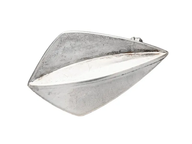 REY URBAN, brosch, sterlingsilver, Stockholm 1956, mått 25x40 mm, vikt 6,5 g. (d)