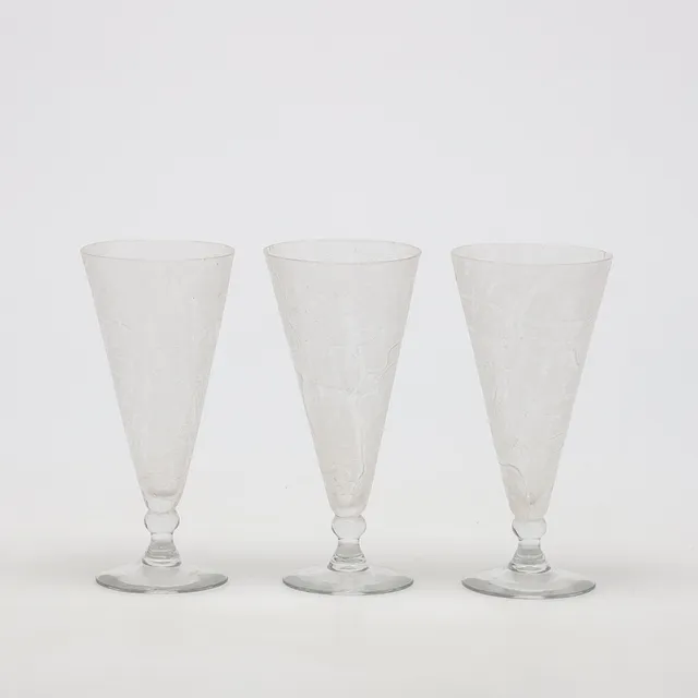 CHAMPAGNEGLAS, 12 stycken, glas med frostad dekor, 1900-tal.