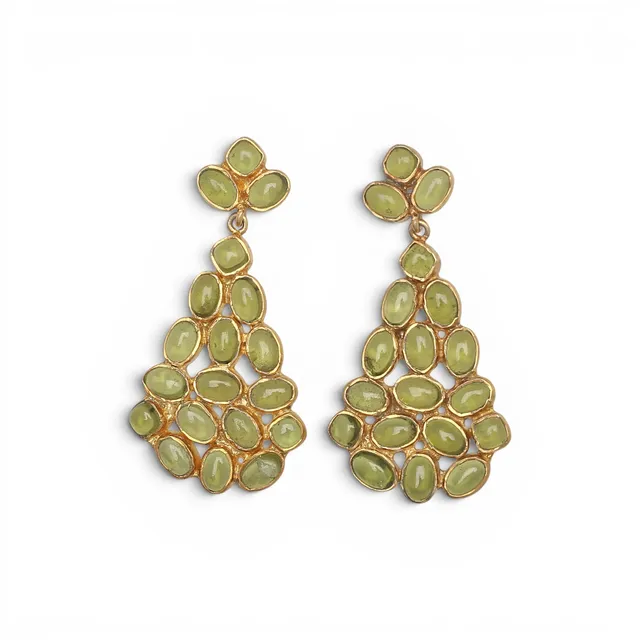 Peridots long earrings.
