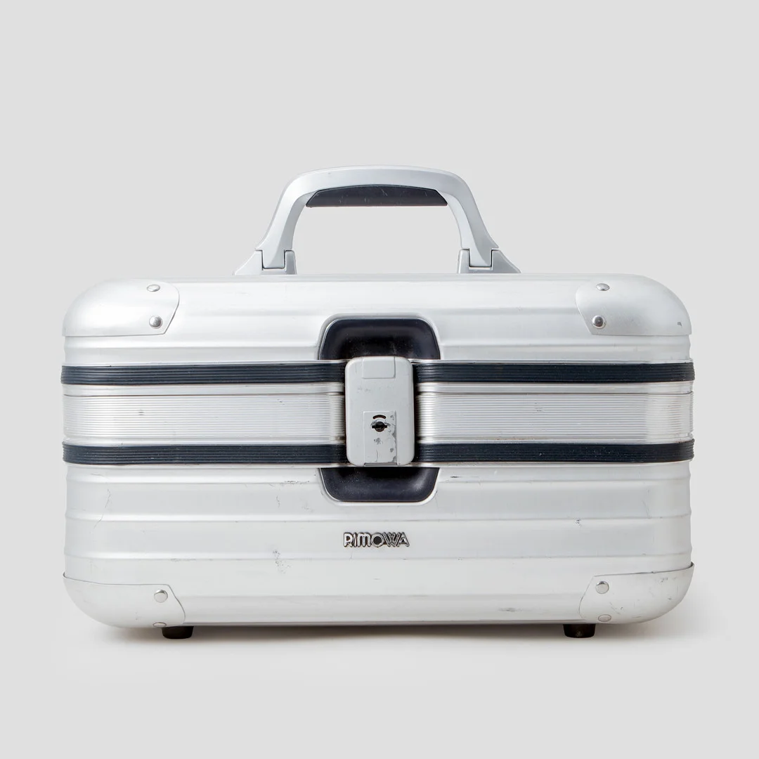 BEAUTYBOX, aluminium, Rimowa. — Vintage & Designer Fashion — Göteborgs Auktionsverk