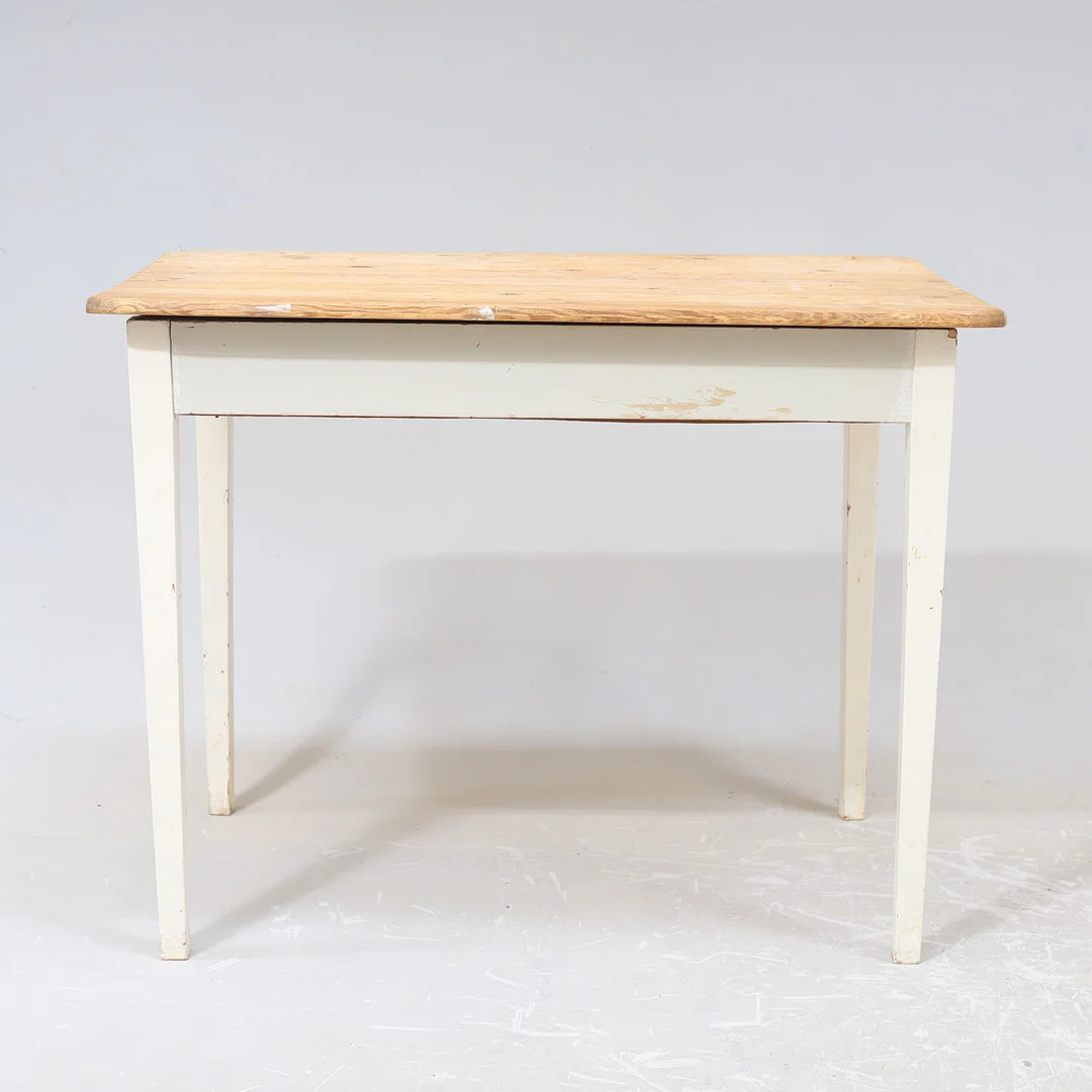 BORD, allmogestil, 1800-/1900-tal. — Furniture — Gomér & Andersson Nyköping