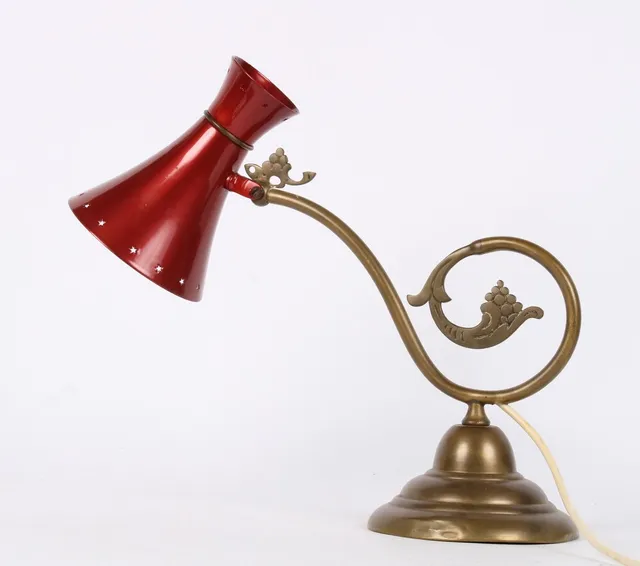Bordlampe i messing. 1900-tallets første halvdel