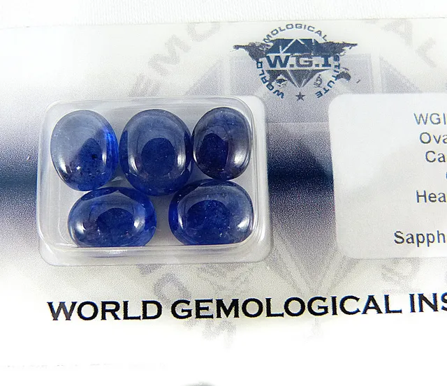 CERTIFIED CABOCHON SAPPHIRES 25.96CT.
