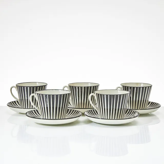 EUGEN TROST. Koppar med fat, "Zebra", 5 delar, Gefle, modell 588, 1955-1967, flintgods.
