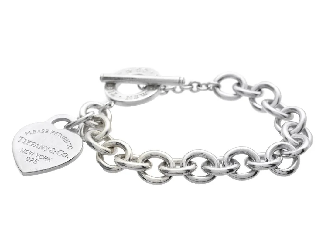 TIFFANY & CO, armband, Retun to Tiffany, sterlingsilver, längd 17, vikt 31,9 g, originaletui, påse. — Smycken/Armband — Kaplans