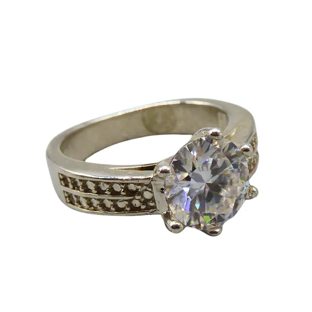 925ER SILBER RING MIT EINEM MOISSANITE VON 2CT BESETZT, ZERTIFIKAT ANBEI.