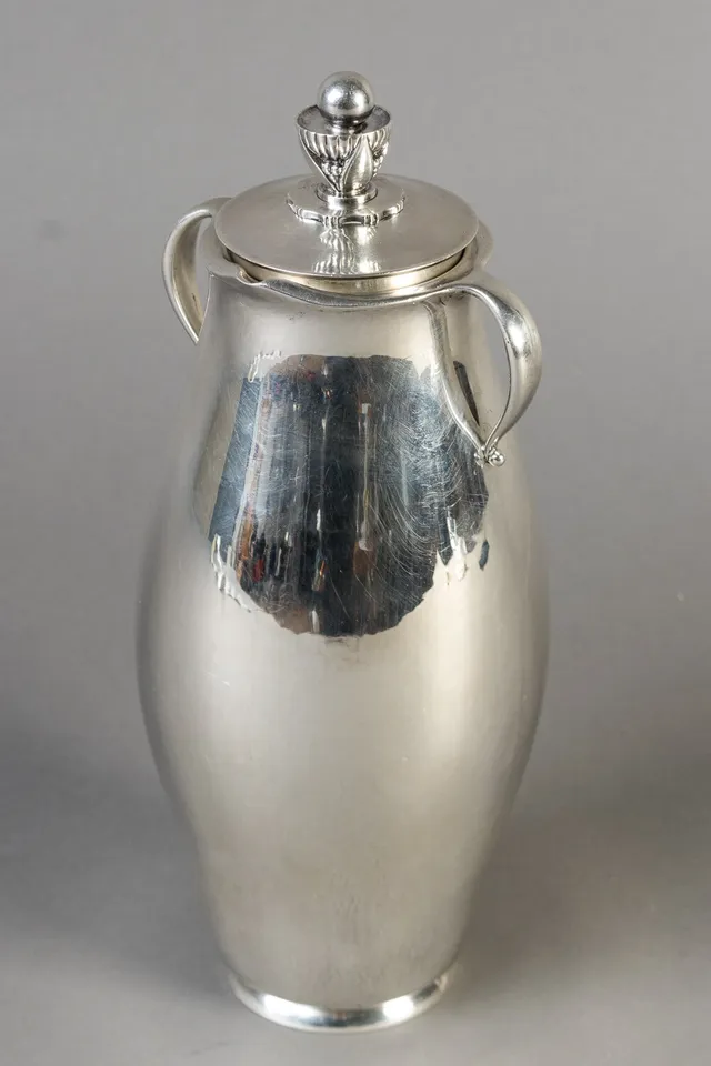 Gundorph Albertus for Georg Jensen, hammered silver cocktail shaker design no. 572A