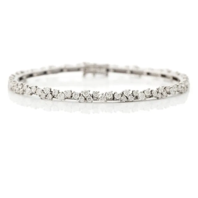 Armband 14K guld med runda briljantslipade diamanter.