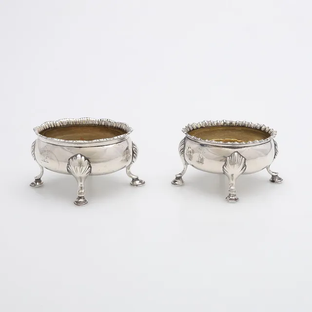 SALTKAR, ETT PAR, STERLINGSILVER, LONDON, 1768, TOTALT 169,7.