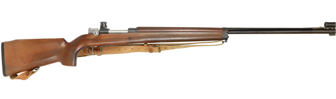 GEVÄR, Repeter, fabrikat Carl Gustav, modell 63, kaliber 6,5x55, tillv.nr 252778. — Military weapons — Walter Borg