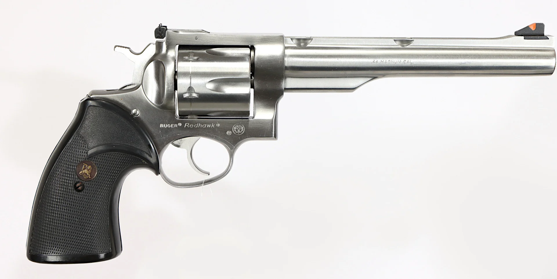 REVOLVER, Double Action, fabrikat Ruger, modell Redhawk, kaliber .44 Magnum, tillv.nr 500-79988. — Revolvers — Walter Borg
