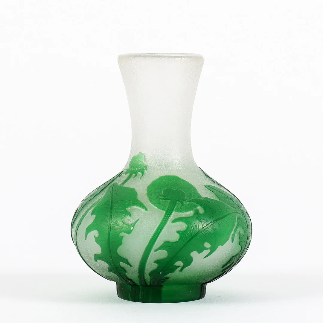 KARL LINDEBERG. VAS, Vas, jugend, överfångsteknik, signerad, Kosta, 1900-talets början. — Art glass — Karlstad Hammarö Auktionsverk