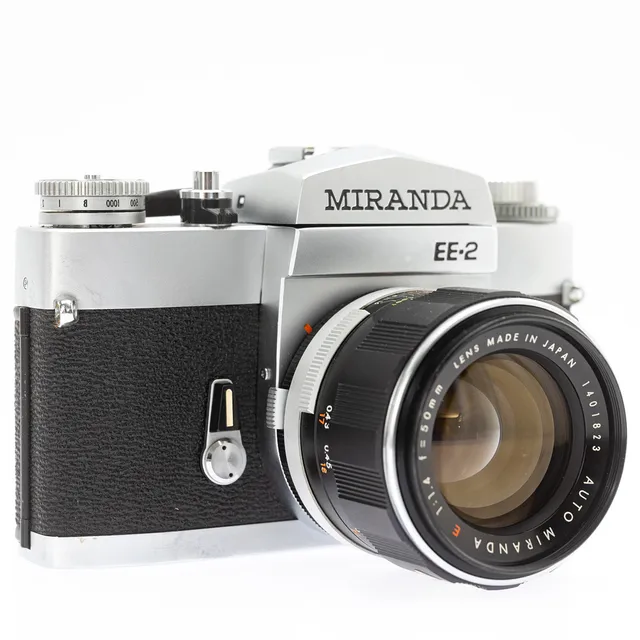 Miranda EE-2, 35mm Spiegelreflexkamera ( SN 9310714 ) mit Auto Miranda E 1:1,4 / 50mm ( SN 1401823 ) Objektiv.